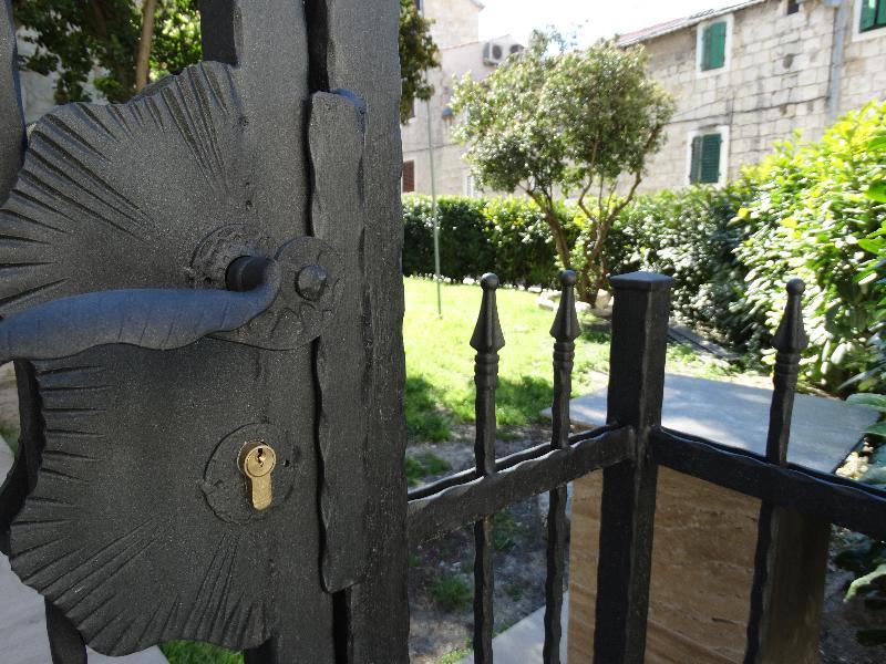 Guesthouse Pjaceta سبليت المظهر الخارجي الصورة